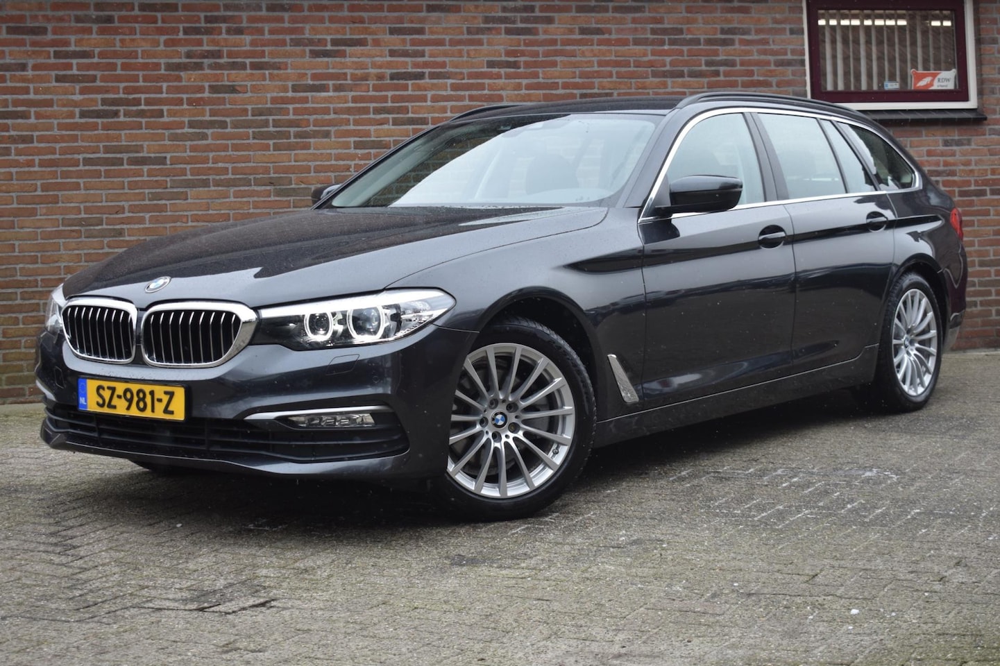 BMW 5-serie Touring - 520d Executive '18 LED Clima Navi Cruise Inruil mogelijk - AutoWereld.nl