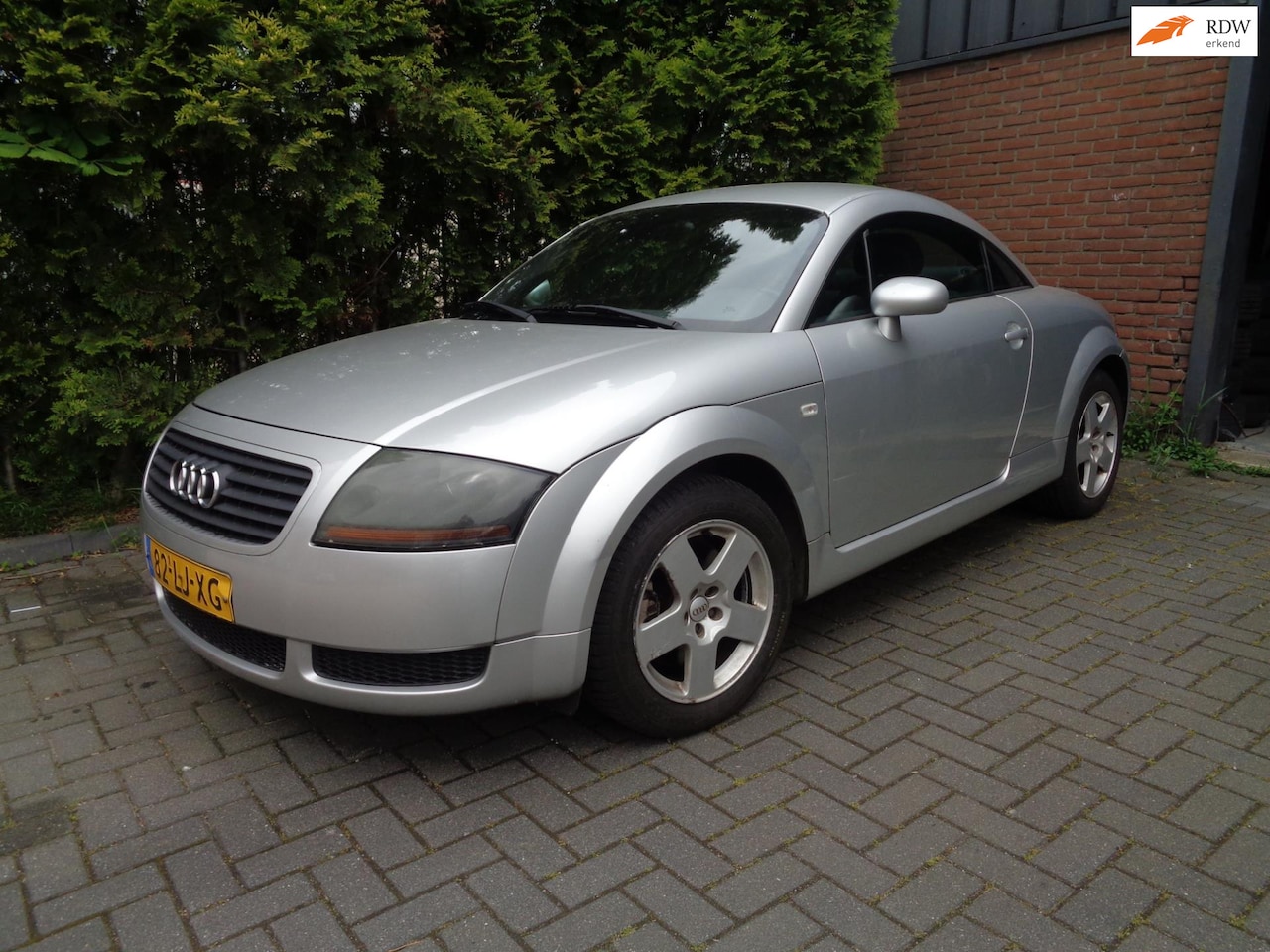 Audi TT - 1.8 5V Turbo 1.8 5V Turbo,180 PK,Leder,Airco - AutoWereld.nl