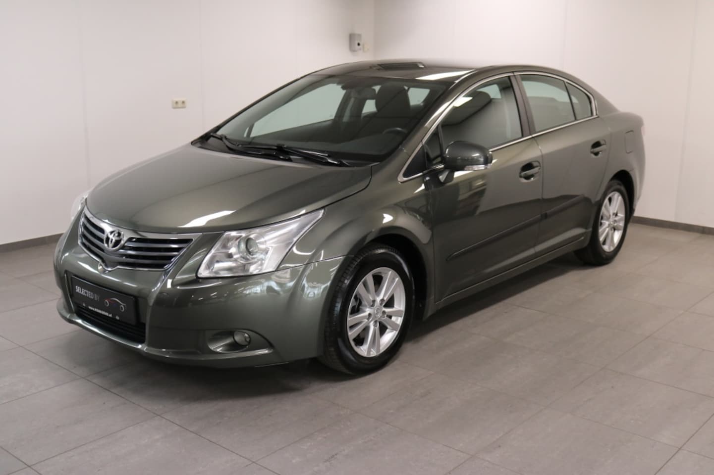 Toyota Avensis - 1.8 VVT-i Dynamic 1.8 VVTi Dynamic - AutoWereld.nl