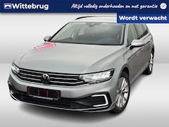 Volkswagen Passat Variant - 1.4 TSI PHEV 218pk GTE Navigatie / Camera / Stoelverwarming / Keyless / LED / App-connect