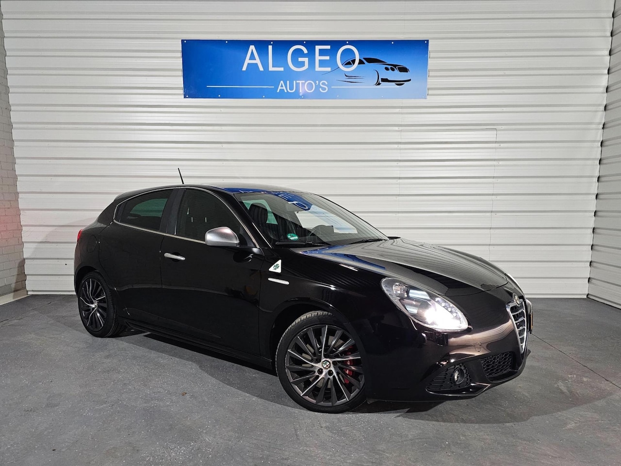 Alfa Romeo Giulietta - 1.7 TBi Quadrifoglio / Bose / 2e eigenaar - AutoWereld.nl