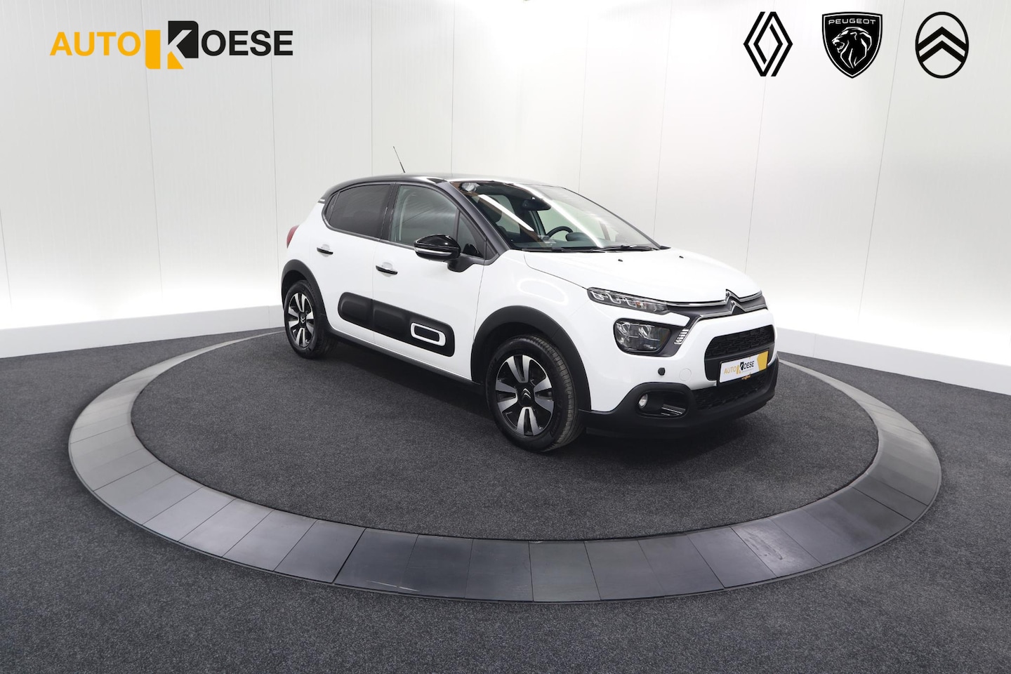 Citroën C3 - PureTech 82 Shine | Stoelverwarming | Navigatie | Apple Carplay | Parkeersensoren - AutoWereld.nl