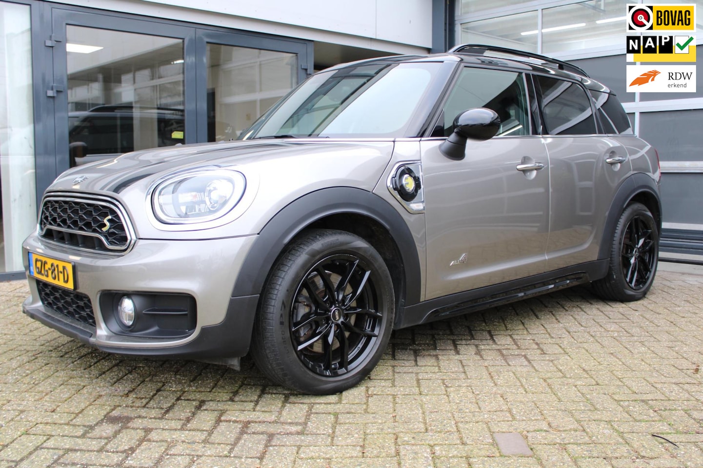 MINI Countryman - 2.0 Cooper S E ALL4 Mini 2.0 Cooper S E ALL4 - AutoWereld.nl