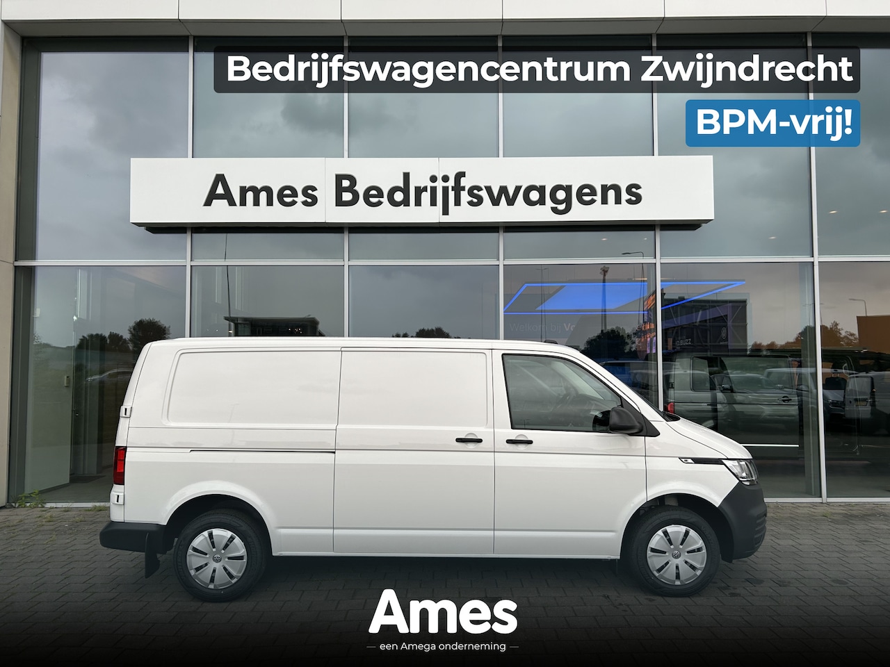 Volkswagen Transporter - 2.0 TDI L2H1 28 bestelwagen 110 pk | Airco | Bank | Radio Bluetooth - AutoWereld.nl