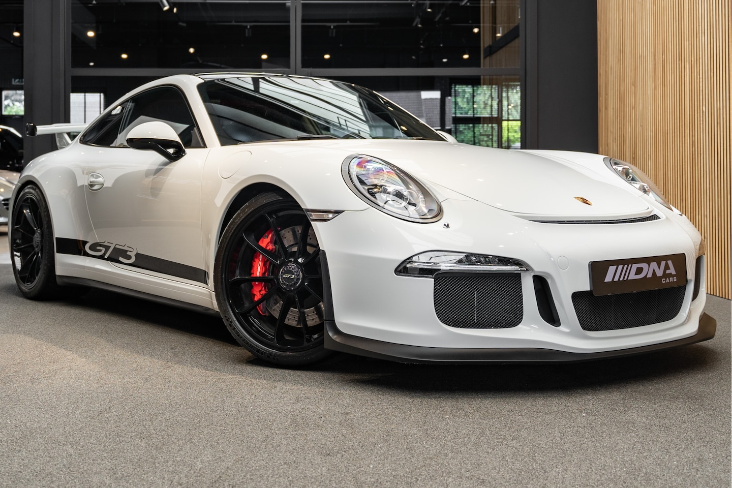 Porsche 911 - 991 GT3 Sport Chrono Alcantara 3.8 GT3 Sport Uitlaat Rolkooi - AutoWereld.nl