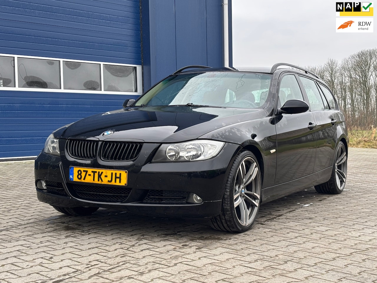 BMW 3-serie Touring - 320i Business Line | Airco + Cruise control | - AutoWereld.nl