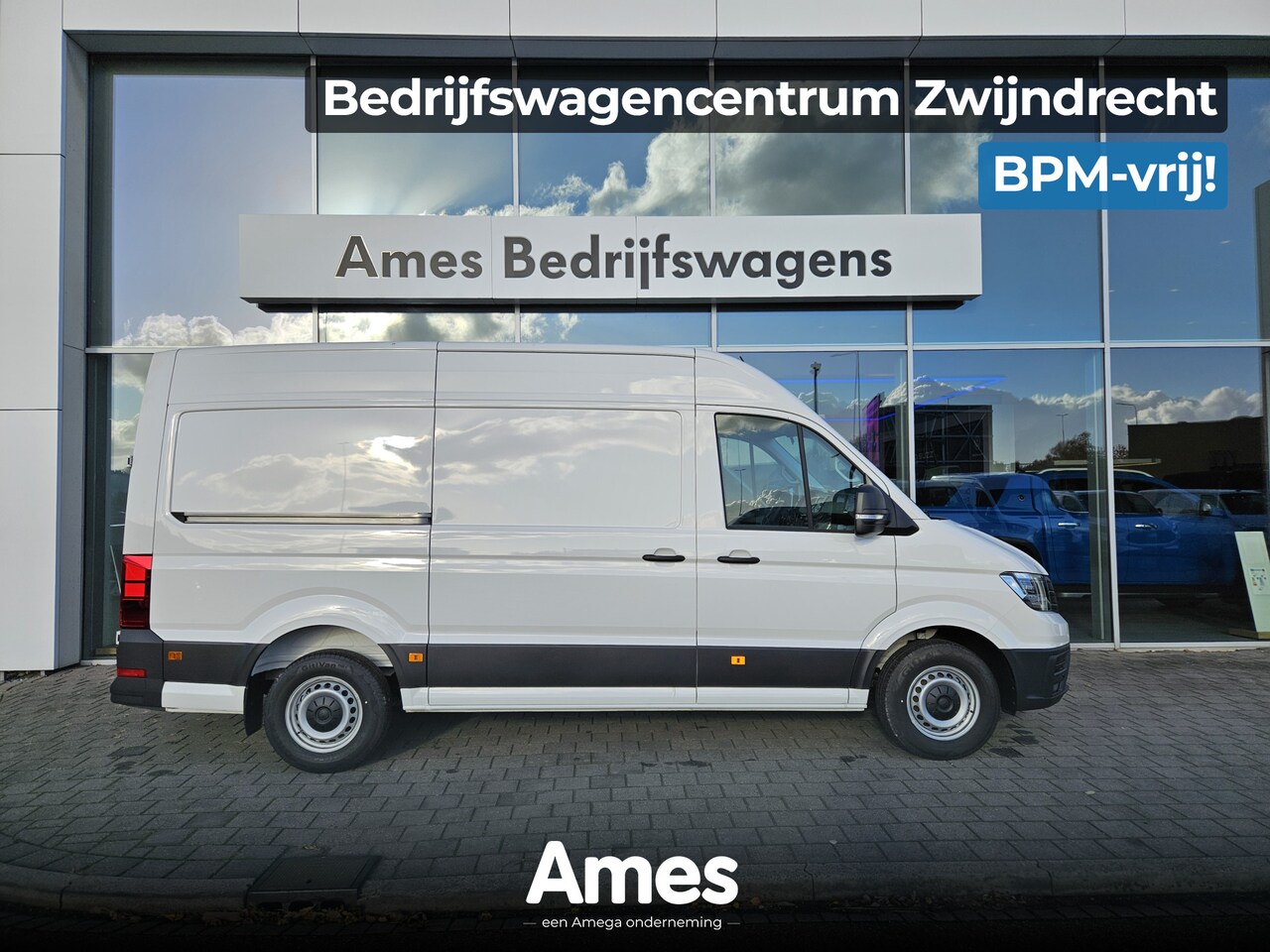 Volkswagen Crafter - 35 2.0 TDI L3H3 140 pk hand bestelwagen - AutoWereld.nl