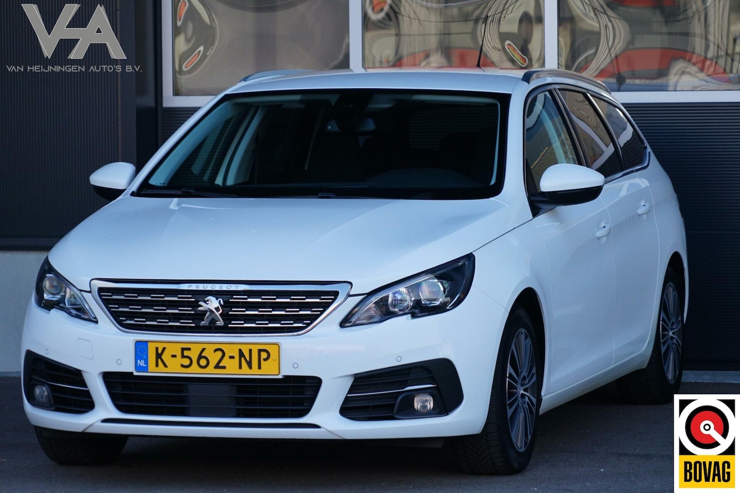 Peugeot 308 SW - 1.2 PureTech Blue Lease Allure 1.2 PureTech Blue Lease Allure, trekh. stoelverw. - AutoWereld.nl