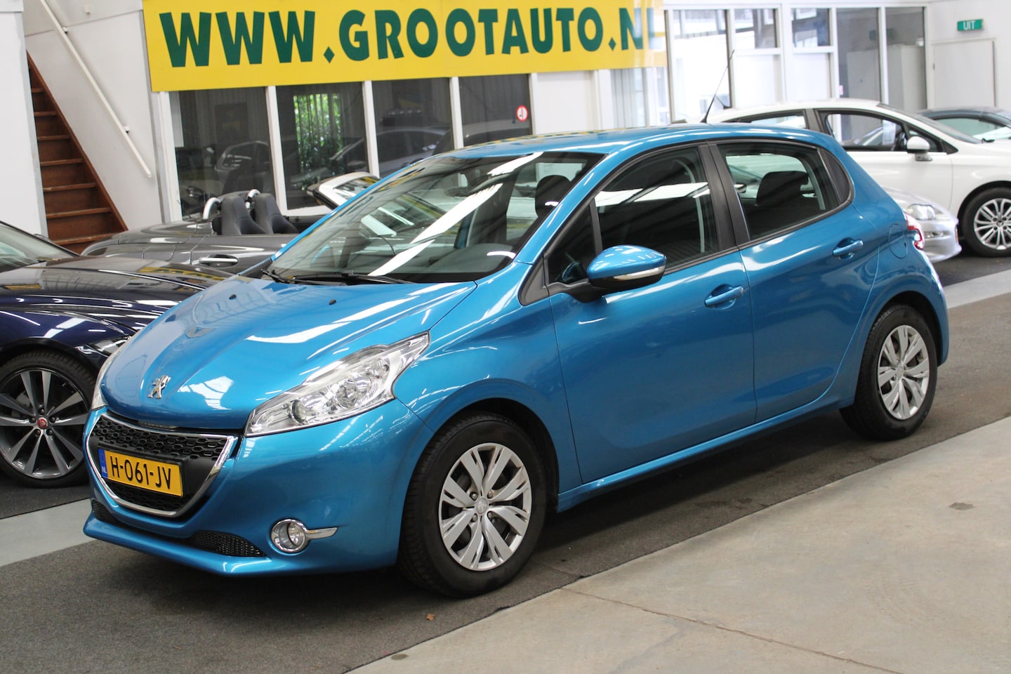 Peugeot 208 - 1.2 VTi Access Airco, Cruise control, Isofix, Stuurbekrachtiging - AutoWereld.nl