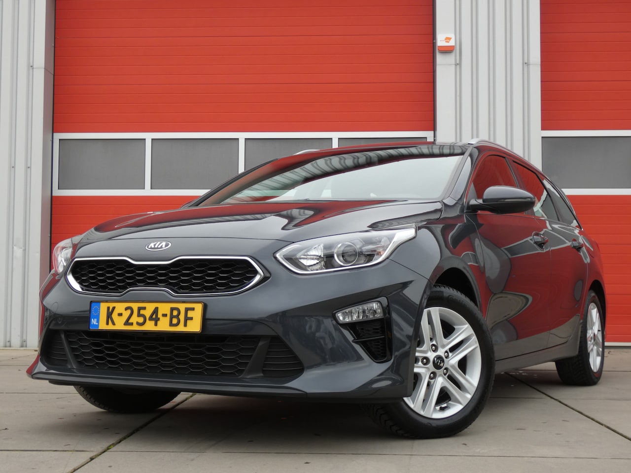 Kia Cee'd Sportswagon - Ceed 1.0 T-GDi DynamicLine/ unieke km/ afneembare trekhaak! - AutoWereld.nl