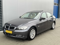 BMW 3-serie - 318i High Executive Automaat | Schuifdak