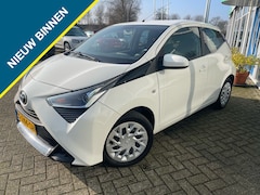 Toyota Aygo - 1.0 VVT-i x-play ltd, Camera, Caplay, Airco,