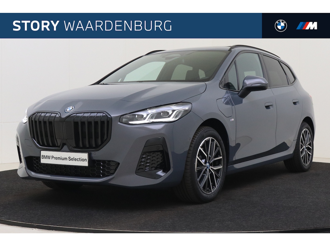 BMW 2-serie Active Tourer - 225e xDrive High Executive M Sport Automaat / Panoramadak / Trekhaak / Sportstoelen / Adap - AutoWereld.nl