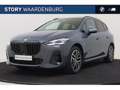 BMW 2-serie Active Tourer - 225e xDrive High Executive M Sport Automaat / Panoramadak / Trekhaak / Sportstoelen / Adap