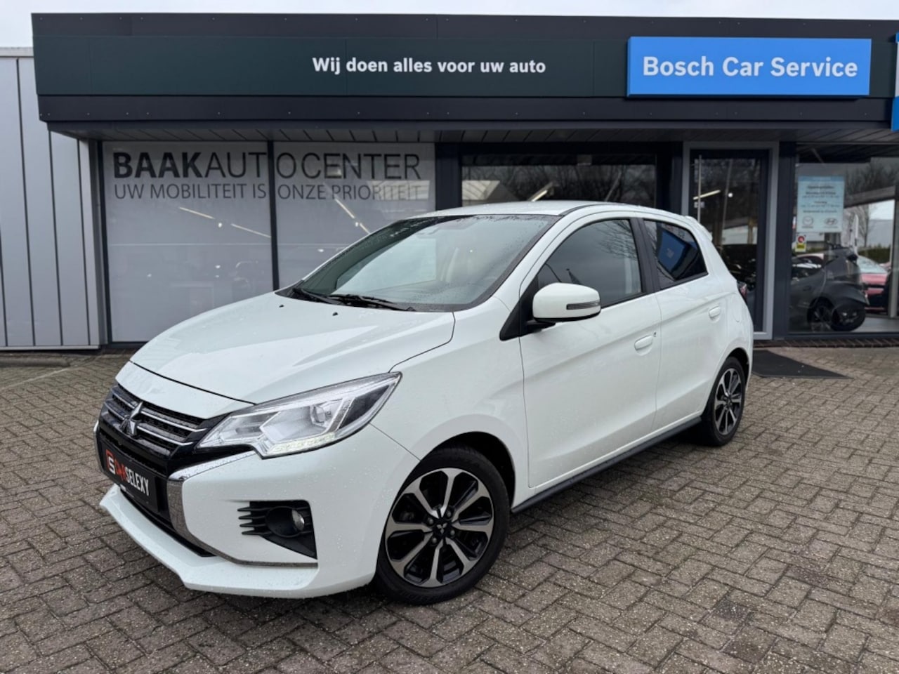 Mitsubishi Space Star - 1.2 Instyle | Carplay | AUT | LM Velgen | Stoelverw | - AutoWereld.nl