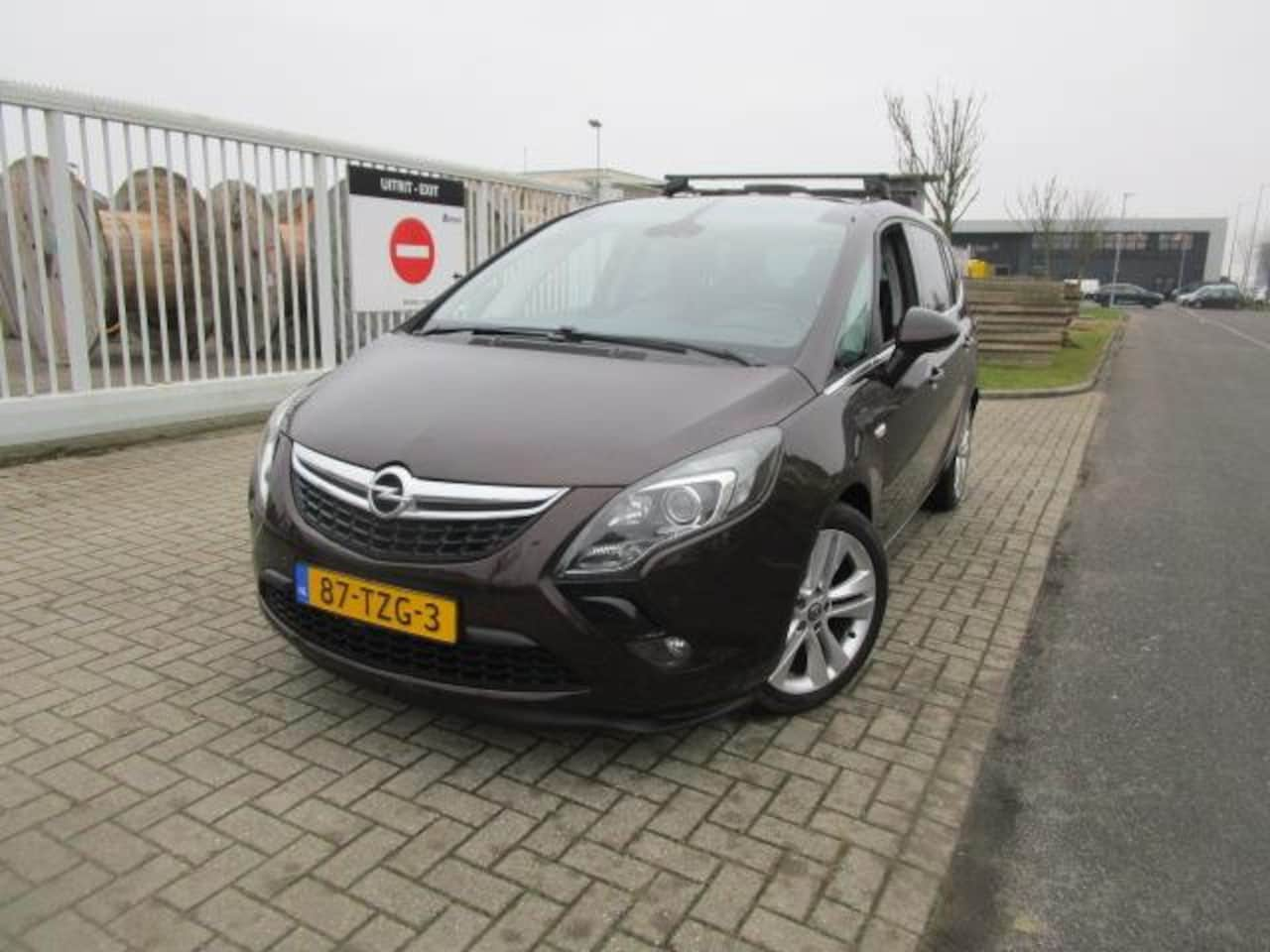 Opel Zafira Tourer - 1.4 Cosmo 7 Pers, Pano, Navi - AutoWereld.nl