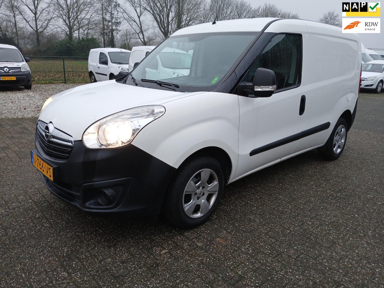 Opel Combo - 1.3 CDTi L1H1 Edition airco cruise navi pdc - AutoWereld.nl