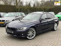 BMW 3-serie - 320i High Executive Sport|Ketting verv.|20 inch|Xenon|Groot Navi|Climate control|Cruise co