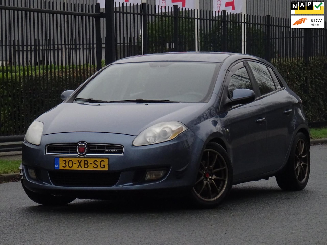 Fiat Bravo - 1.9 MultiJet Dynamic NAP/CLIMA/EXPORT - AutoWereld.nl