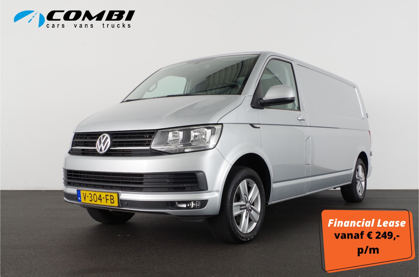 Volkswagen Transporter - 2.0 TDI L2H1 Highline 150pk > Automaat/trekhaak/lm velgen/L2 lange uitvoering.... - AutoWereld.nl