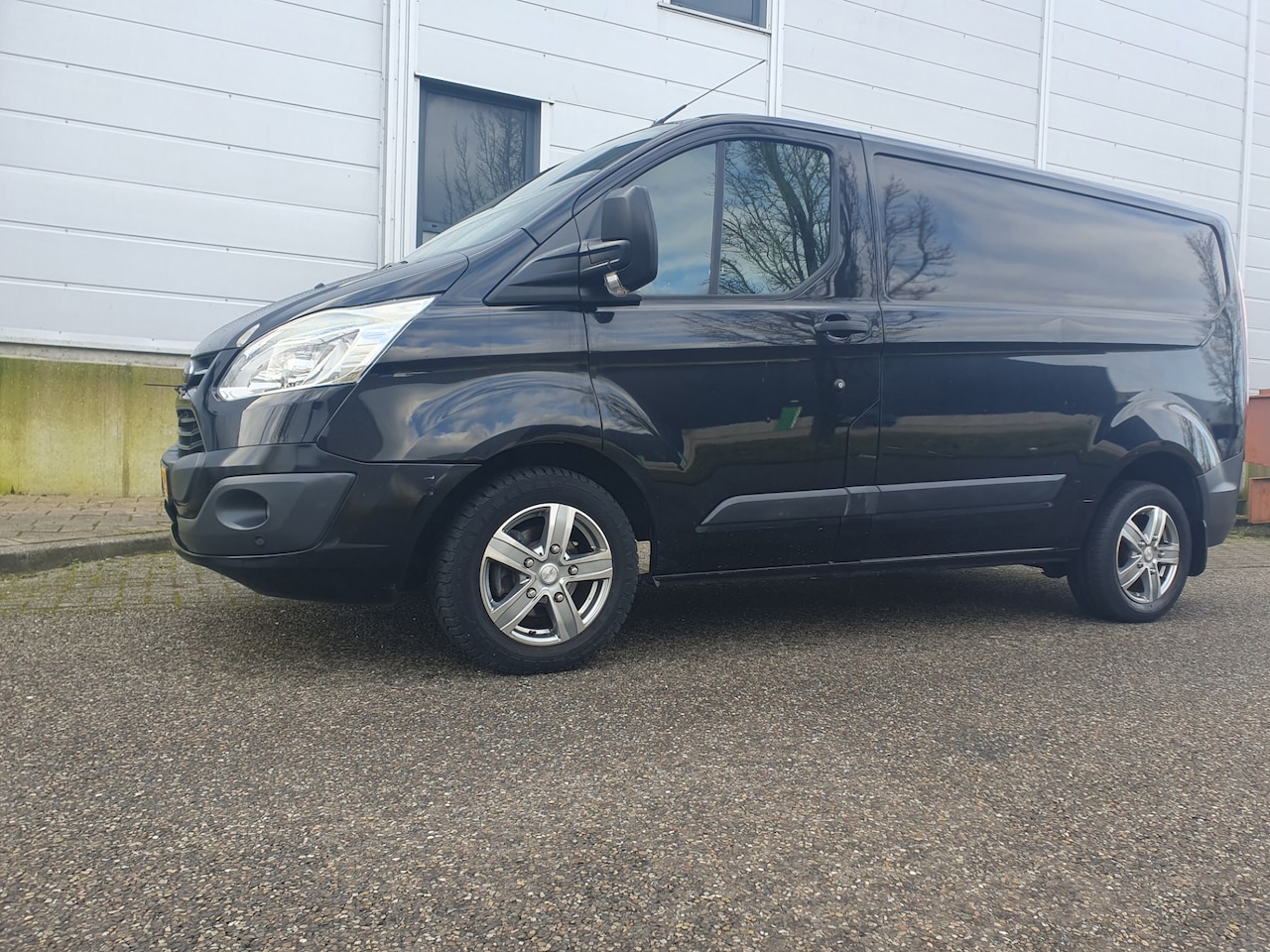 Ford Transit Custom - 270 2.2 TDCI L1H1 Trend 270 2.2 TDCI L1H1 Trend - AutoWereld.nl