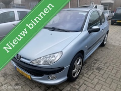 Peugeot 206 - 1.4 XS 222.DKM AIRCO LEDER 22-01-2026