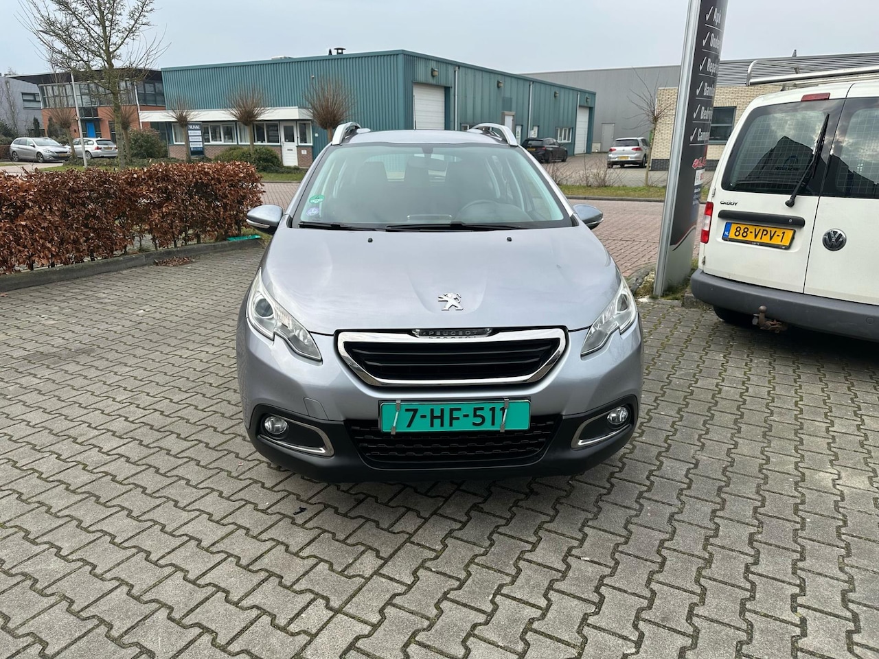 Peugeot 2008 - 1.2 VTi Active 1.2 VTi Active - AutoWereld.nl