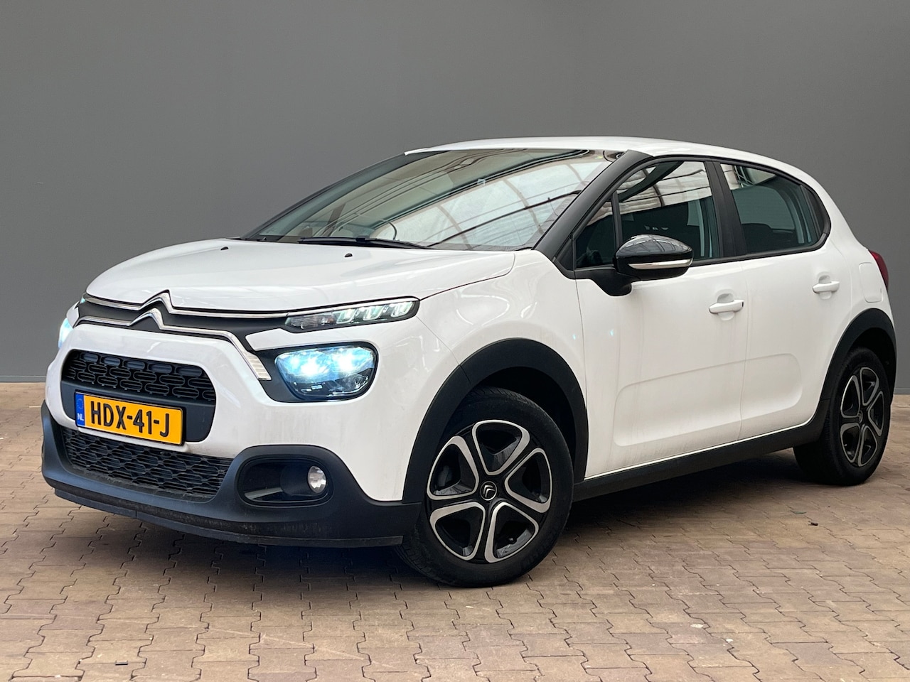 Citroën C3 - Feel | Android Auto / Apple CarPlay | Bluetooth | Centrale deurvergrendeling - AutoWereld.nl