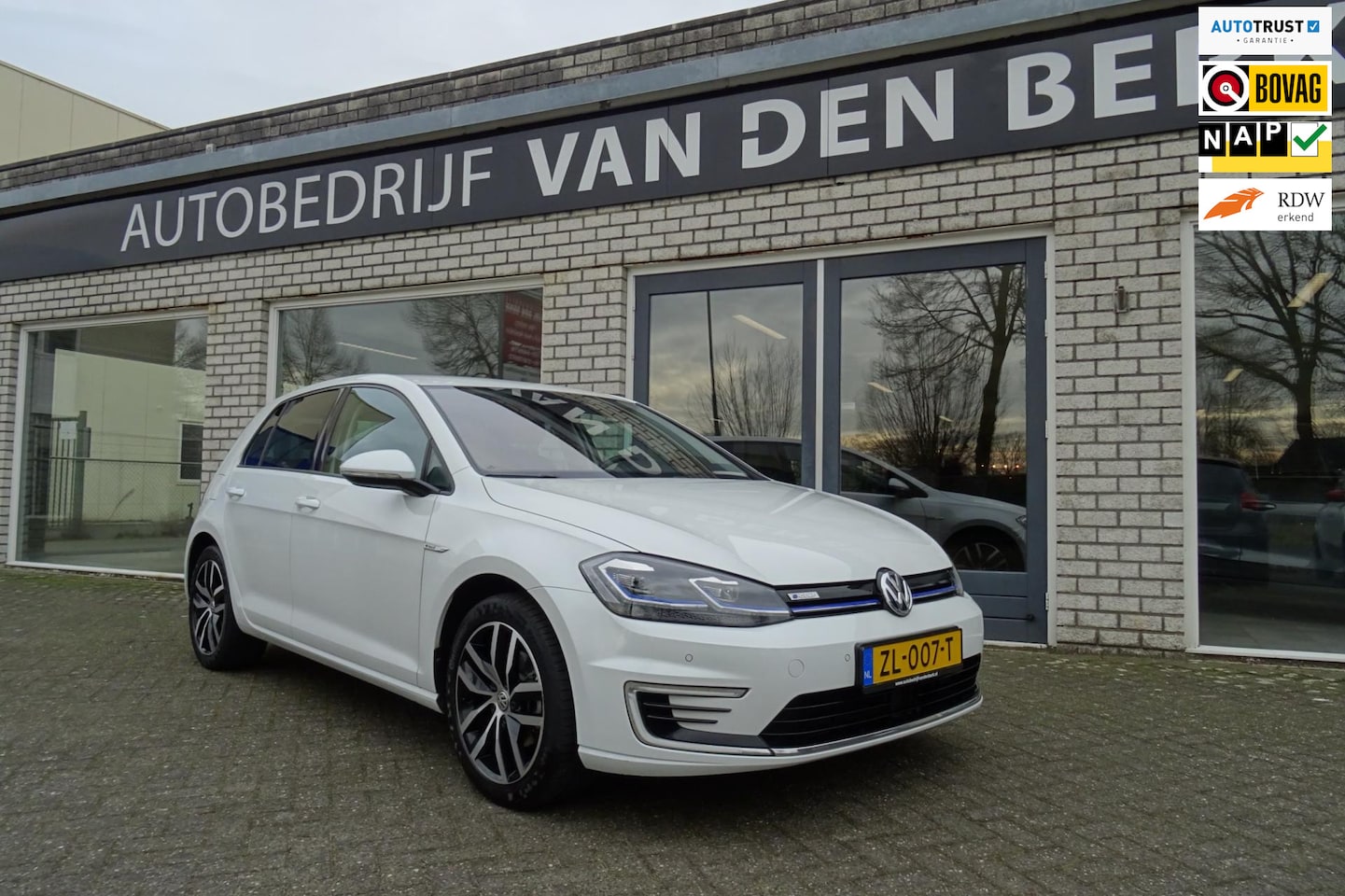 Volkswagen e-Golf - E-Edition incl. Warmtepomp - AutoWereld.nl