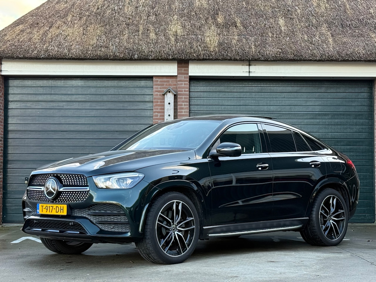 Mercedes-Benz GLE-Klasse - 350 e 4MATIC AMG|HUD|Panorama|Luchtvering|Distronic|360|Carplay - AutoWereld.nl