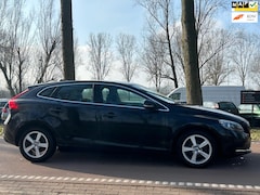 Volvo V40 - 1.6 D2 Momentum CLIMA6BAKAPKKOOPJE