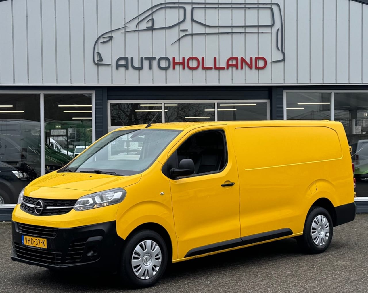 Opel Vivaro - 2.0 CDTI 90KW 122PK L3H1 AUTOMAAT EURO 6 NAVIGATIE/ CAMERA/ AIRC - AutoWereld.nl