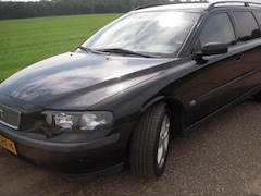 Volvo V70 - 2.0 T Aut UNIEK. 20 volvo's v.a. 2950e