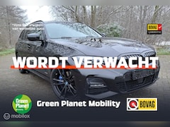 BMW 3-serie Touring - 330e xDrive M-Sport|Pano||Laser|Memory