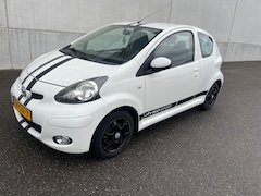 Toyota Aygo - 1.0-12V Dynamic Navigator weinig km