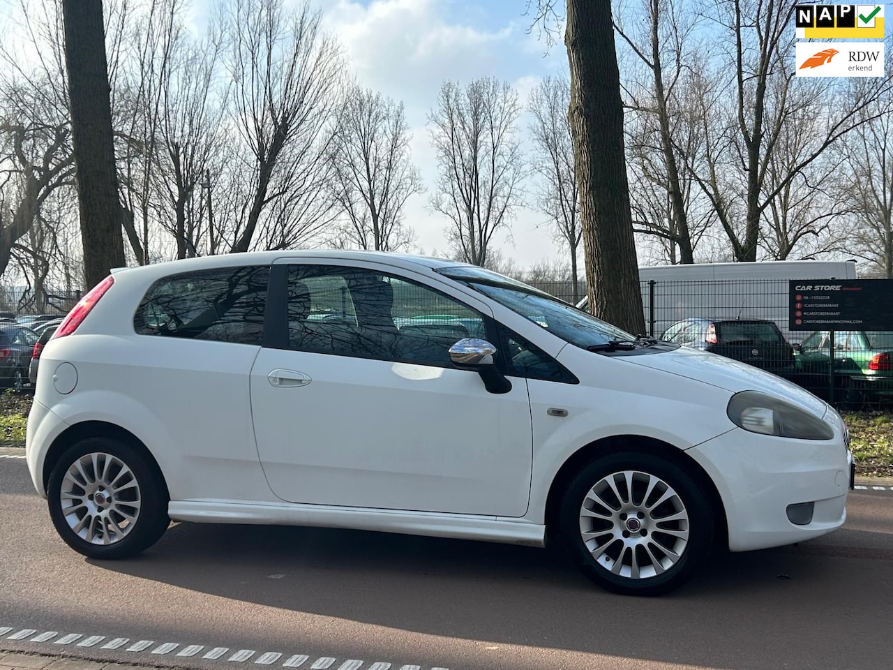 Fiat Grande Punto - 1.4 Active AIRCO!APK!KOOPJE! - AutoWereld.nl