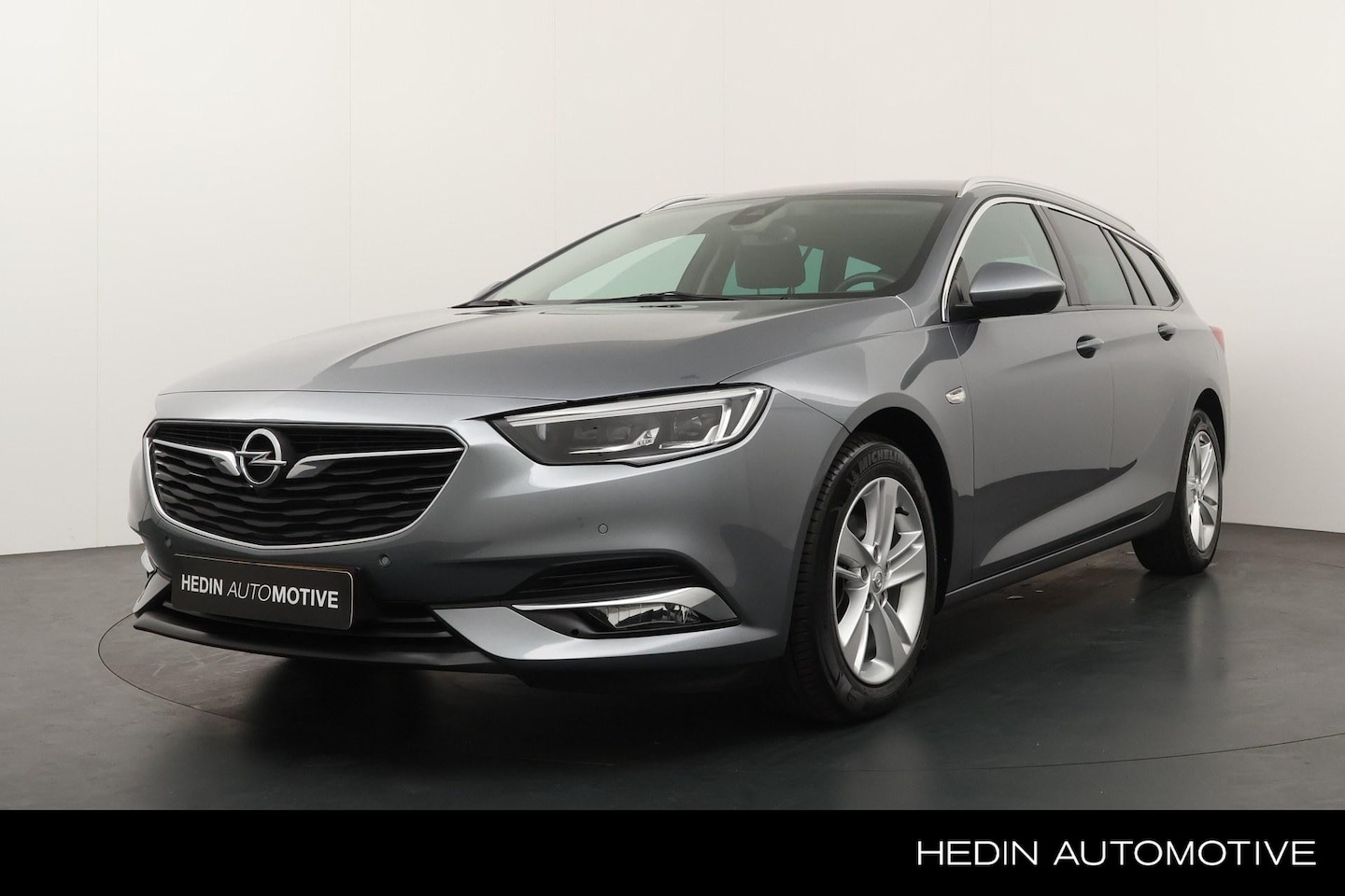 Opel Insignia Sports Tourer - 1.5 Turbo 165PK INNOVATION Aut. | Navi | Camera | Stoel/stuurverw. | AGR-Stoelen | El. kle - AutoWereld.nl