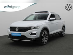 Volkswagen T-Roc - 2.0 TSI 190PK DSG 4Motion Sport | Panoramadak | Trekhaak | Beats Audio | Navigatie | Parke