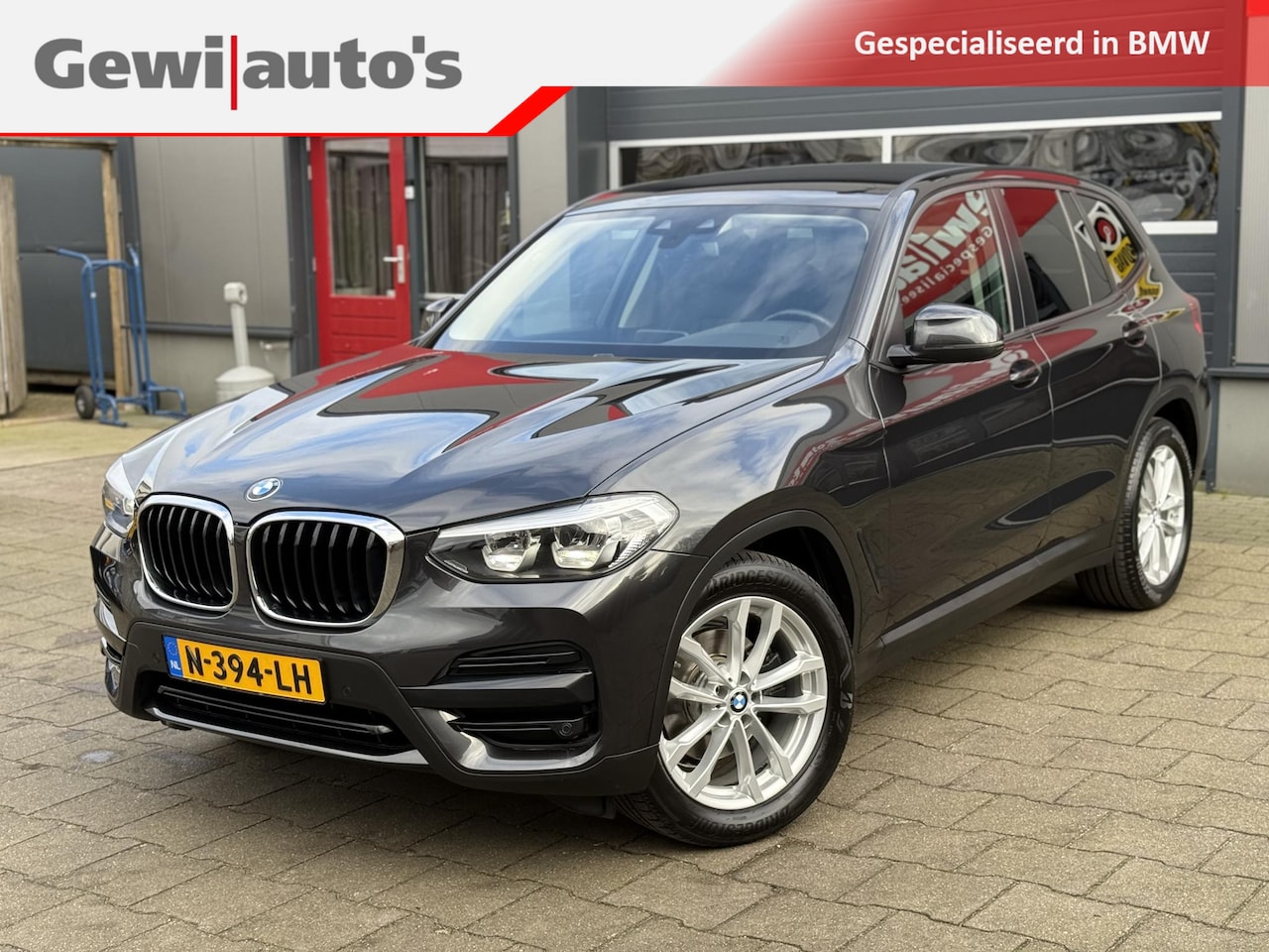 BMW X3 - xDrive20i elek.trekh. Navi. LED Camera Leder - AutoWereld.nl