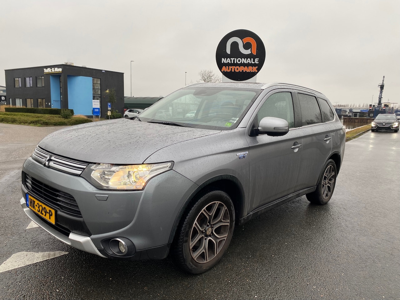 Mitsubishi Outlander - 2015 * 2.0 PHEV Business Edition * HYBRIDE * - AutoWereld.nl