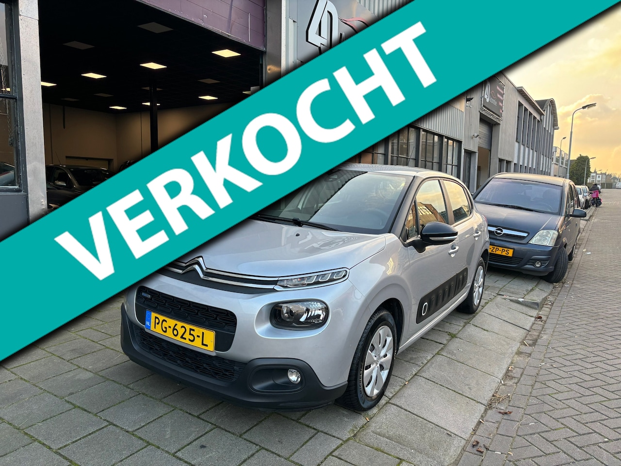 Citroën C3 - 1.2 PureTech Feel 105g 1.2 PureTech Feel 105g - AutoWereld.nl