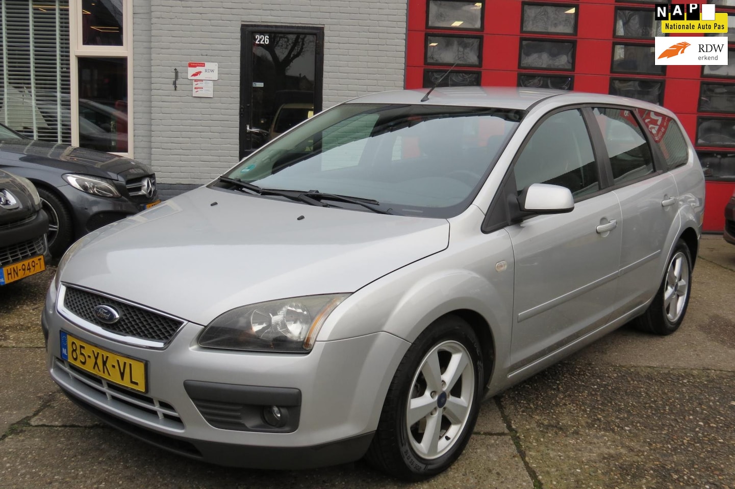 Ford Focus Wagon - 1.6-16V Futura 1.6-16V Futura , AIRCO - AutoWereld.nl