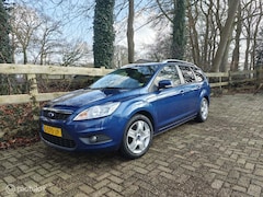 Ford Focus Wagon - 1.6 Trekhaak, zeer nette auto