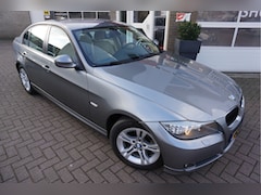 BMW 3-serie - 318i Luxury Line Automaat