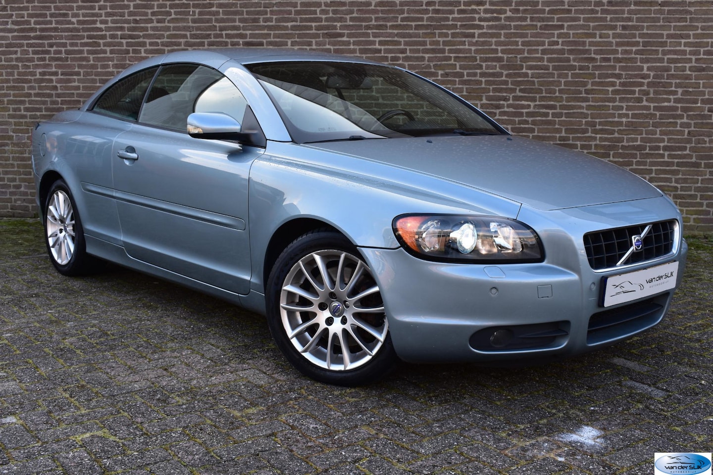 Volvo C70 Convertible - 2.4 D5 Momentum Memory Stoelen, Automaat, Trekhaak - AutoWereld.nl