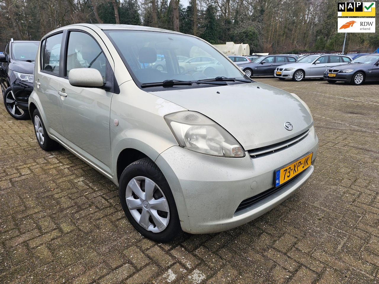 Daihatsu Sirion 2 - 1.0-12V Premium *apk:02-2026* - AutoWereld.nl