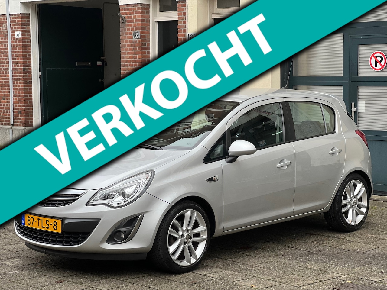 Opel Corsa - 1.4-16V Cosmo-airco-elek ramen - AutoWereld.nl