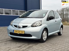 Toyota Aygo - 1.0-12V | Nieuwe APK |