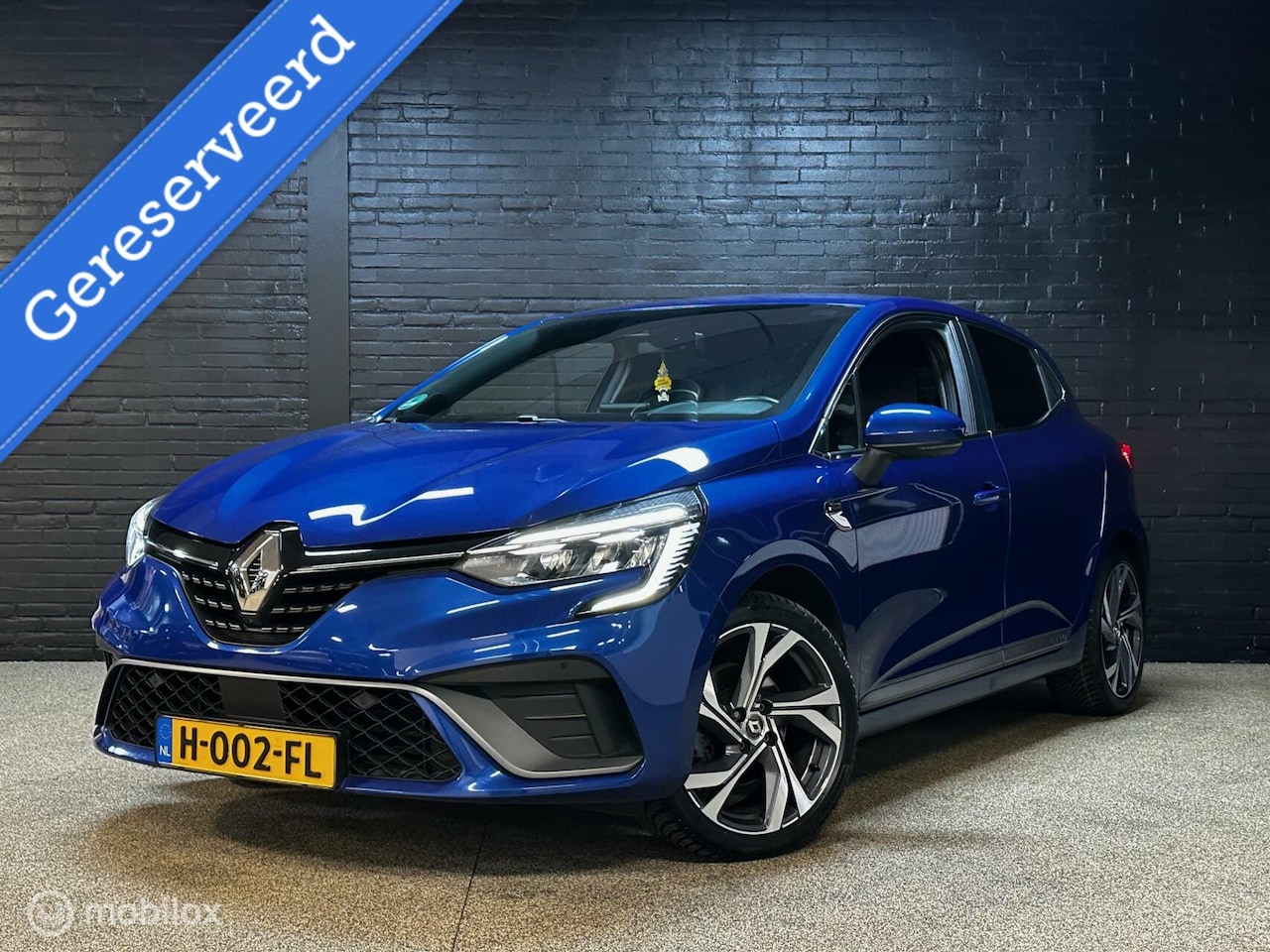 Renault Clio - 1.3 TCe RS Line 131pk Aut * 360 * Carplay * keyless * - AutoWereld.nl