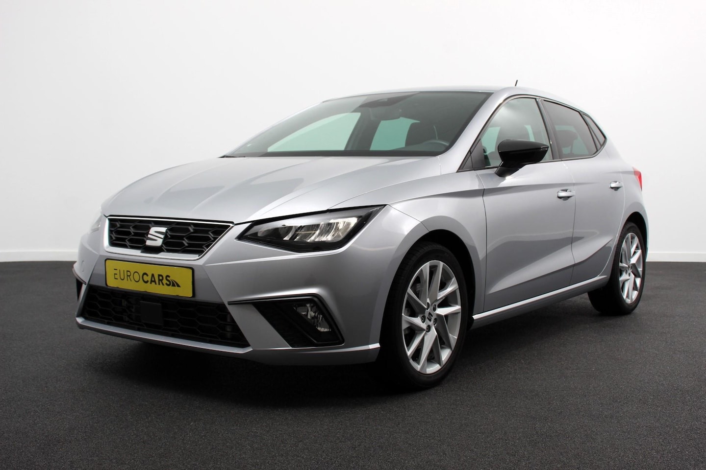 Seat Ibiza - 1.0 TSI 110 pk DSG FR | Navigatie | Apple Carplay / Android Auto | Climate Control | Stoel - AutoWereld.nl